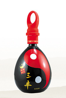 定制彩色與噴涂玻璃酒瓶 探索昊晟藝術玻璃的產品與服務